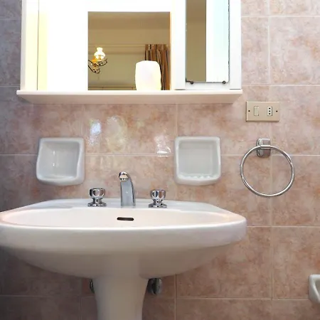 Flora By Salento Affitti * Torre Suda