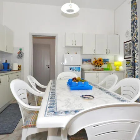 Flora By Salento Affitti Villa Torre Suda