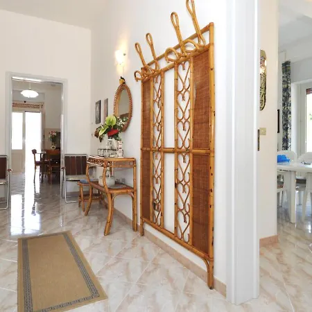 Flora By Salento Affitti *